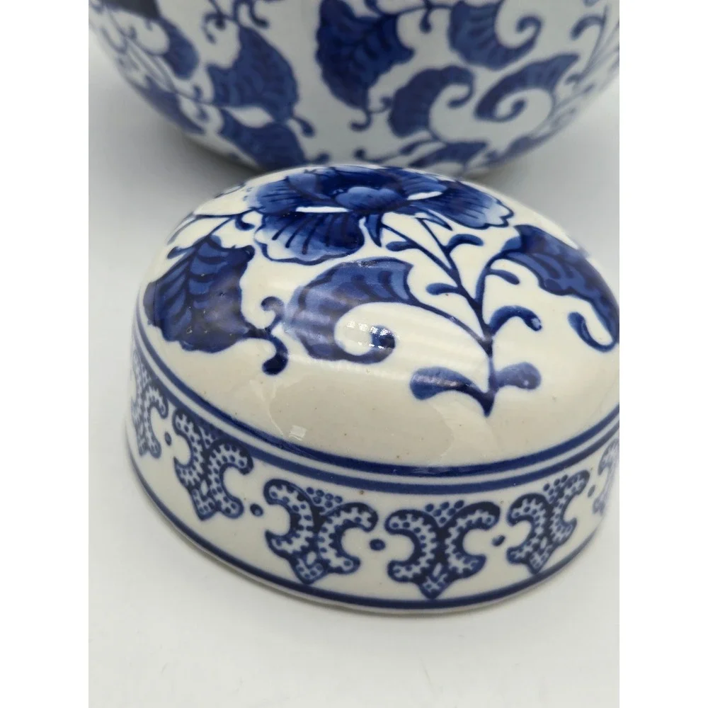 Chinese Porcelain Ginger Jar Double Happiness Blue & White Floral Chinoiserie 8